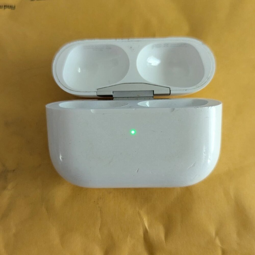 Airpods Charging Case A2190
